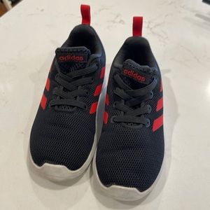 Toddler adidas tennis shoes size 8